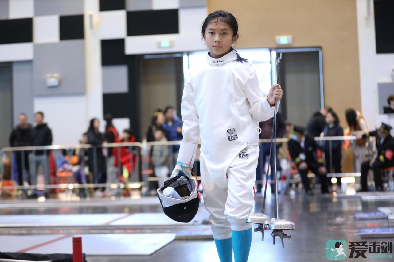 爱游戏网址-日本击剑选手夺冠，实力碾压(日本击剑选手夺冠,实力碾压中国)