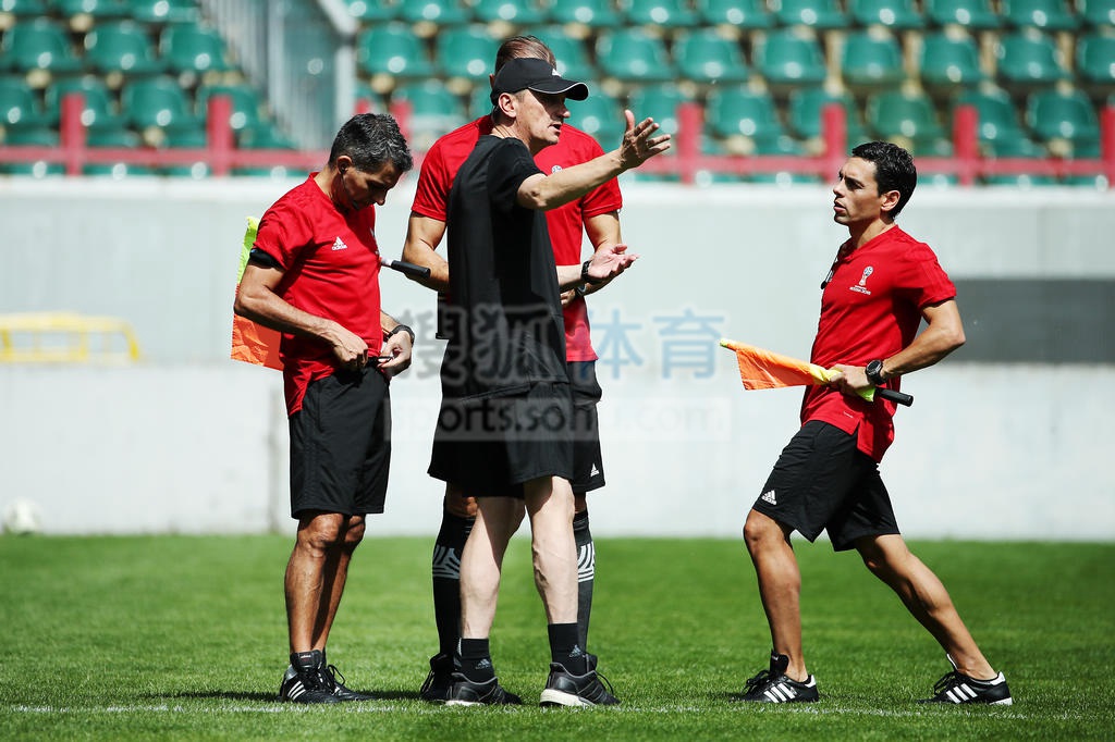 爱游戏vip注册-关于裁判培训课程开展：如何正确判罚比赛的信息