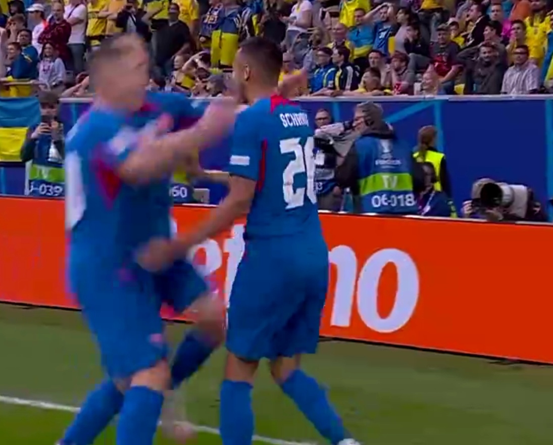 欧洲杯预选赛冠军悬念重重,球队士气高涨的简单介绍 欧洲杯预选赛冠军悬念重重,球队士气高涨的简单介绍