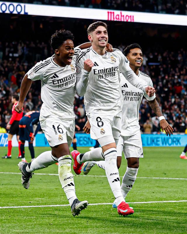 皇马队前锋状态回暖，连续进球破门