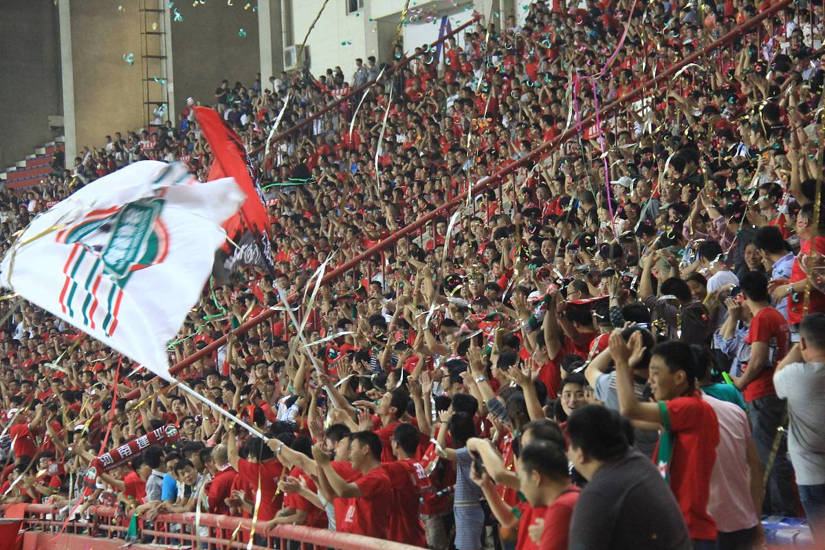 厄普顿主帅调整阵容取胜，球队消化连败阴影