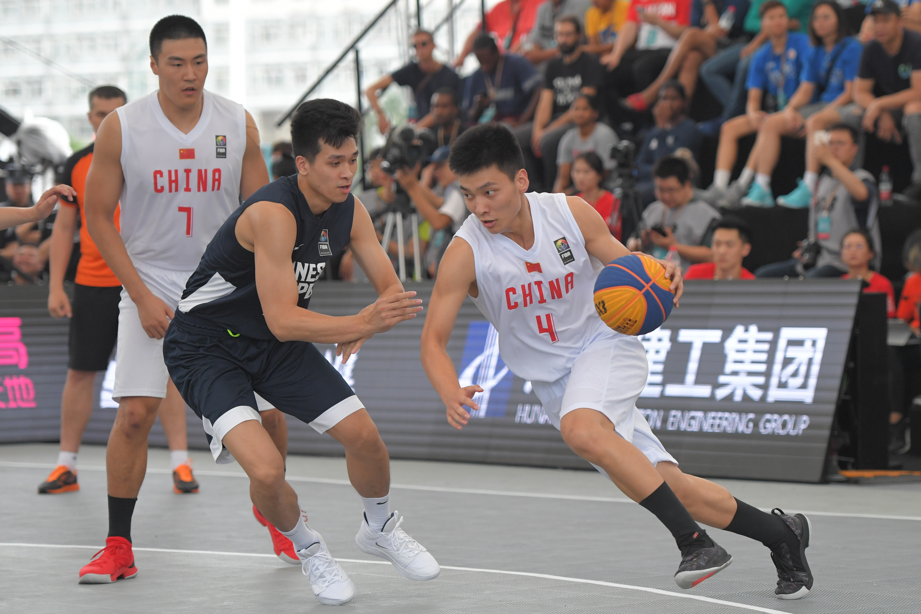 爱游戏网页版入口-中国篮球职业赛事的最新突发事件