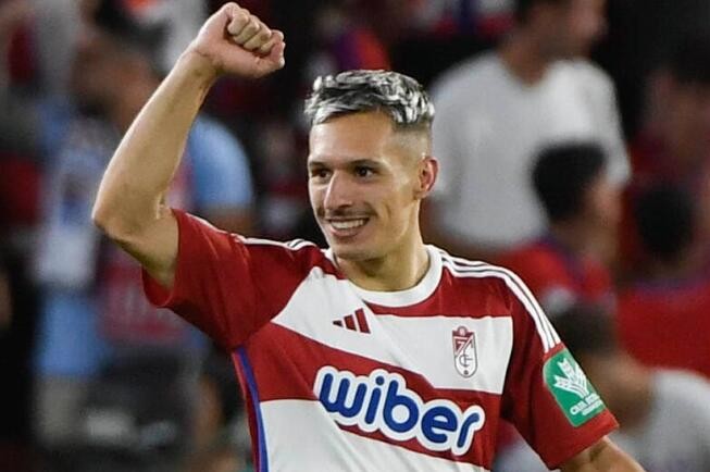 爱游戏网页版入口-包含萨拉戈萨惨败，皇家贝蒂斯零封格拉纳达的词条