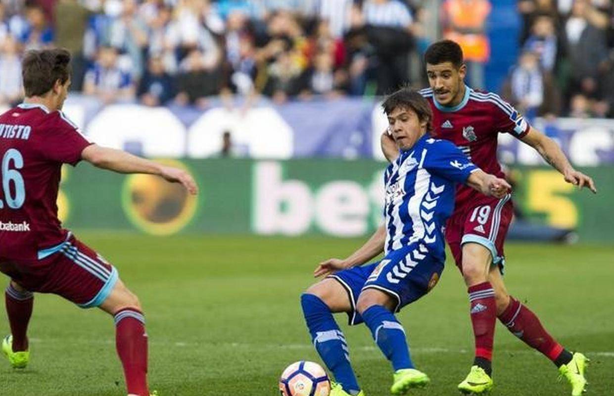 爱游戏网页版登录入口-阿拉维斯前锋抢点得分，帮助球队平局的简单介绍