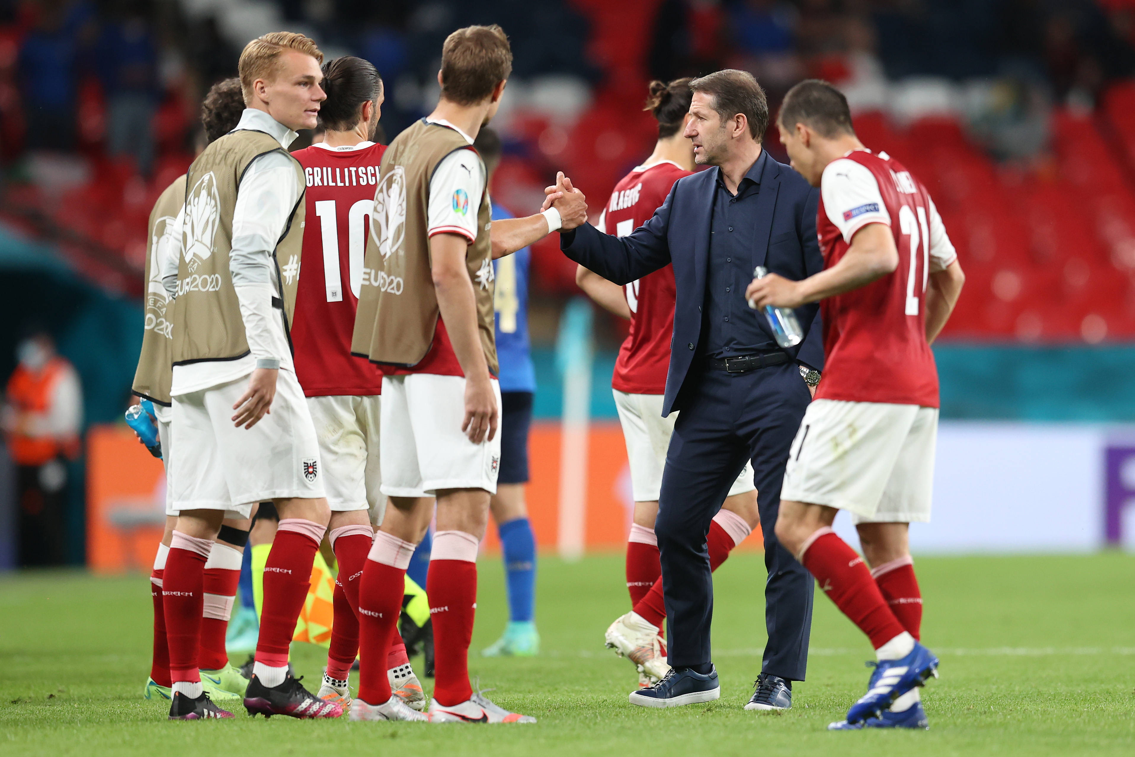 斯洛伐克队在欧预赛中展现出色表现! 斯洛伐克队在欧预赛中展现出色表现!