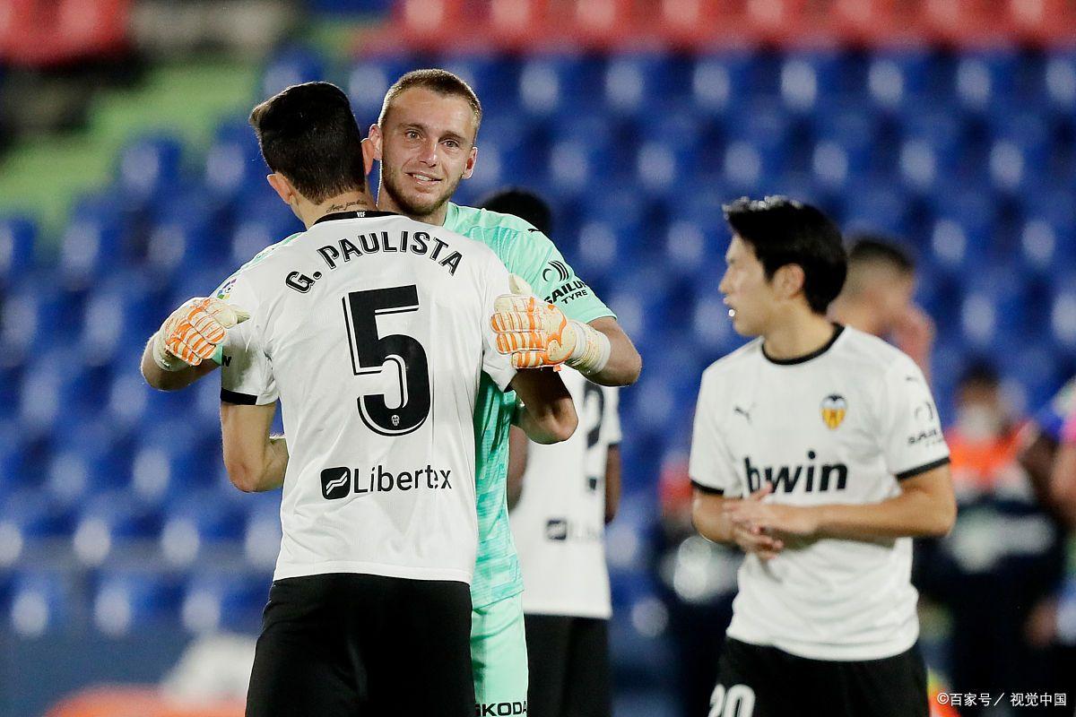 巴伦西亚主场不敌对手，遭遇连败