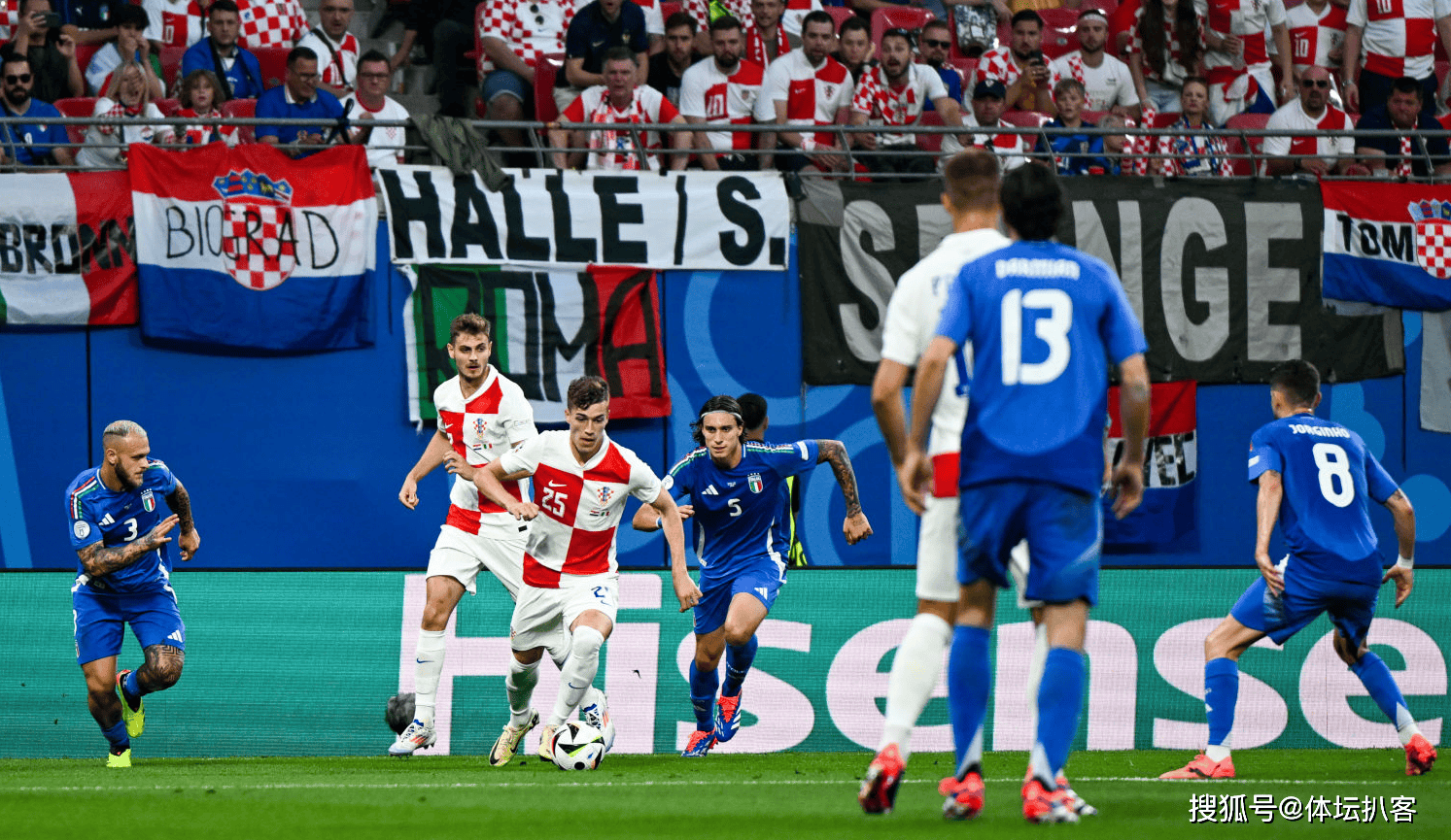 爱游戏网页版-克罗地亚大胜，锁定小组第一