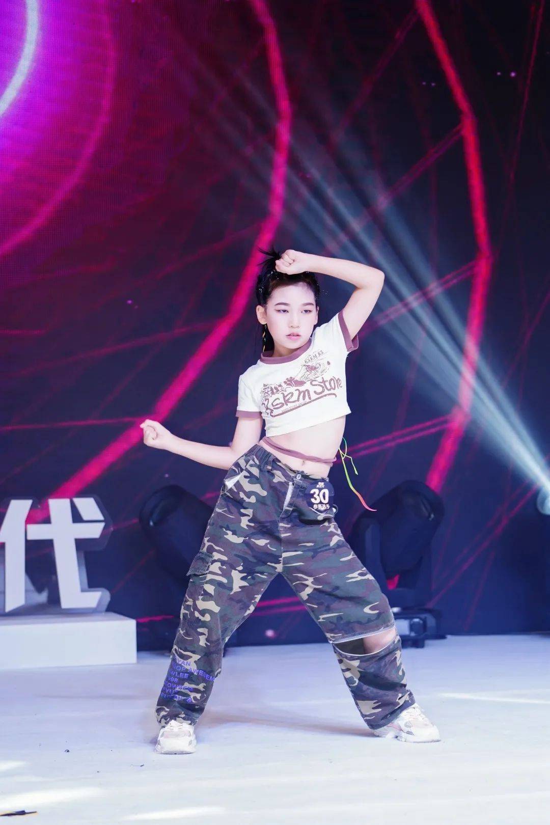 选手动作娴熟，完美演绎比赛精髓