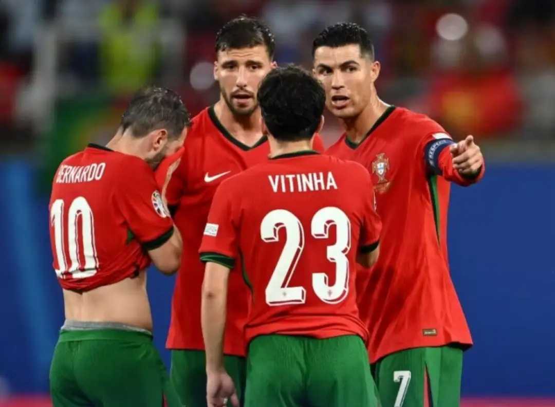 爱游戏官方登录入口-葡萄牙淘汰土耳其，成功闯入四强