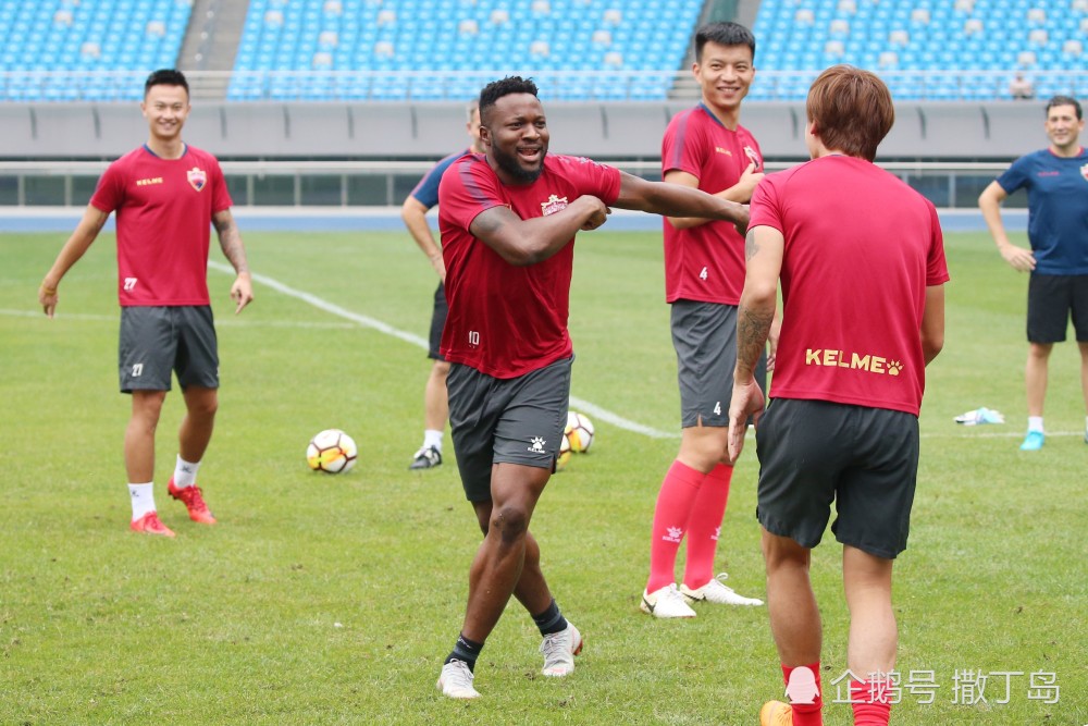 泰达vs富力——实力对比谁能突围获胜