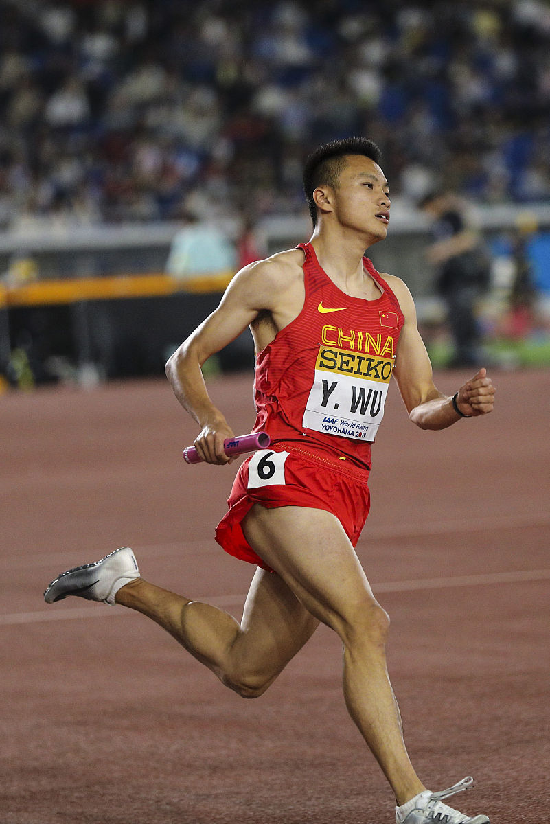 爱游戏登录-田径赛场上惊现黑马，夺冠夺冠